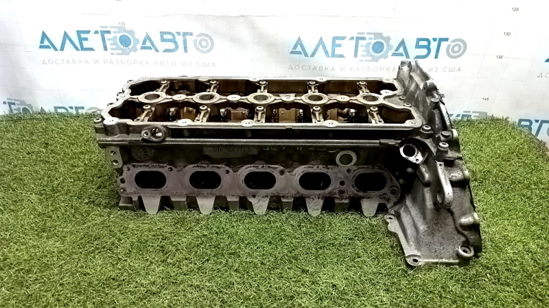 Головка блока цилиндров голая VW Jetta 11-18 USA 2.5 с клапанами