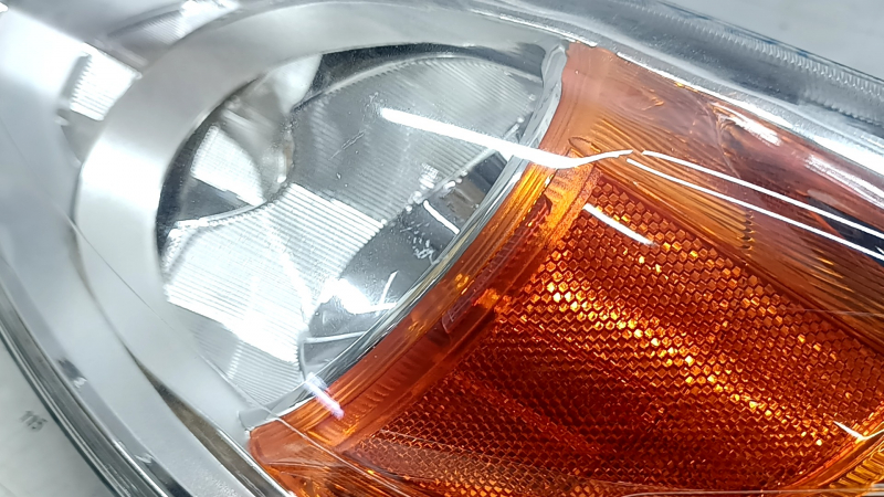 Фара передняя левая Ford C-max MK2 13-16 дорест, галоген, трещина в креплении,