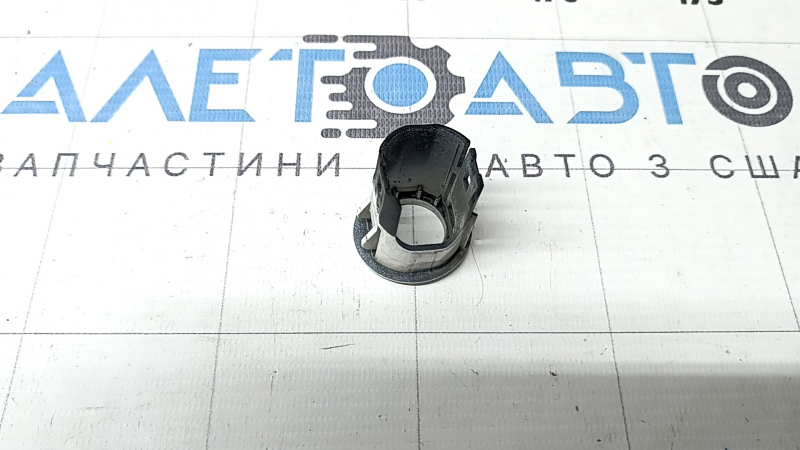 Кольцо парктроника переднего бампера центральное левое Ford C-max MK2 13-18