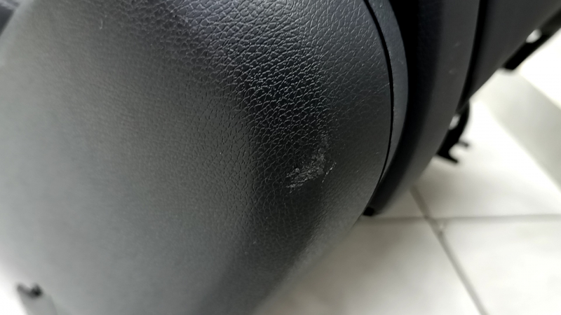 Водительское сидение Mercedes GLC 16-20 с airbag, электрическое, подогрев, память, кожа черная серая строчка, царапины на накладке