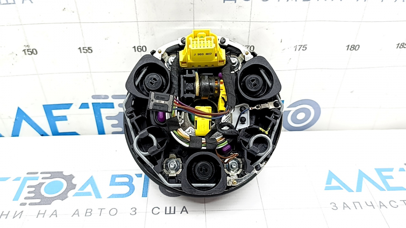 Подушка безопасности airbag в руль водительская Audi A4 B9 17-24 серая, надломано крепление