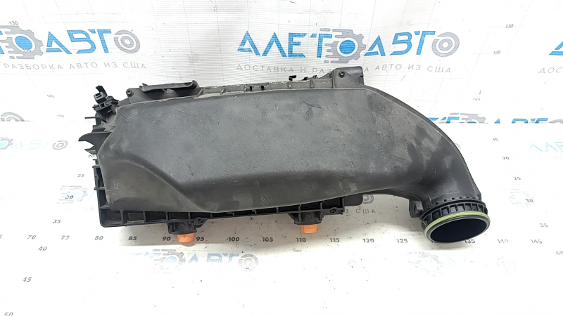 Корпус воздушного фильтра Mercedes GLC 300 20-22