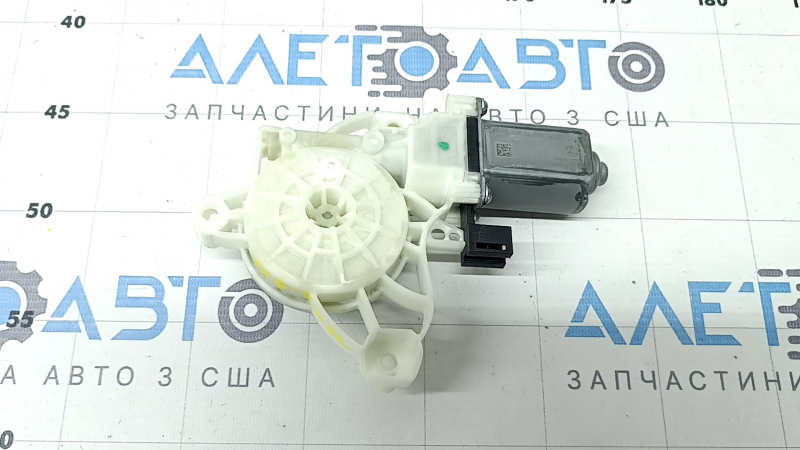 Мотор стеклоподъемника передний левый Mercedes W167 GLE 350 450 20-26