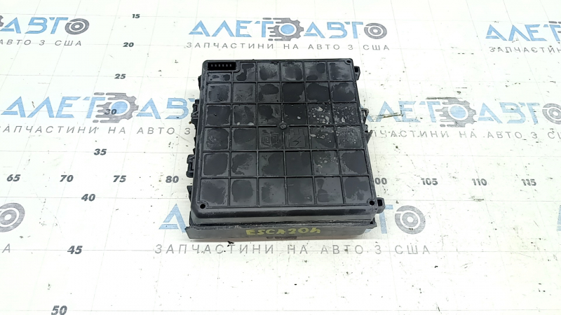 Блок предохранителей подкапотный Ford Escape MK4 20-22 hybrid