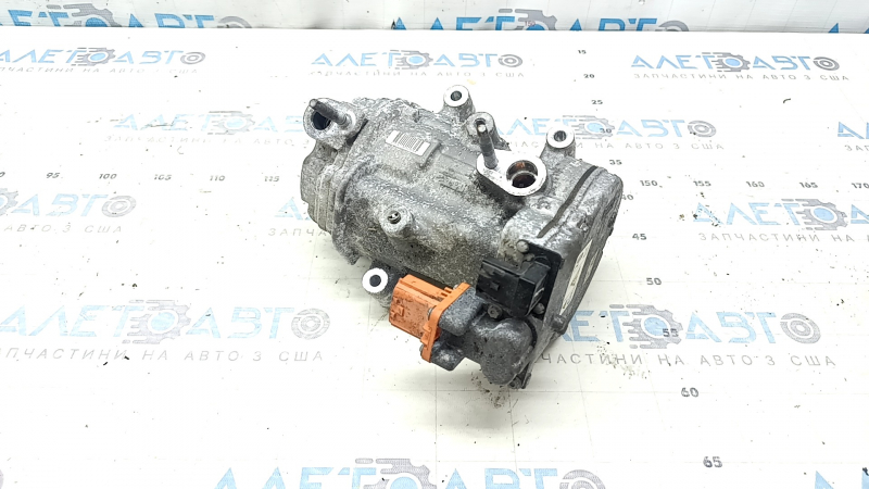 Компрессор кондиционера Ford Escape MK4 20-22 hybrid, plug-In