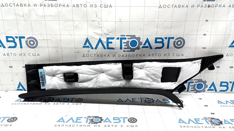 Накладка передней стойки правая Jeep Compass 23-26 черная