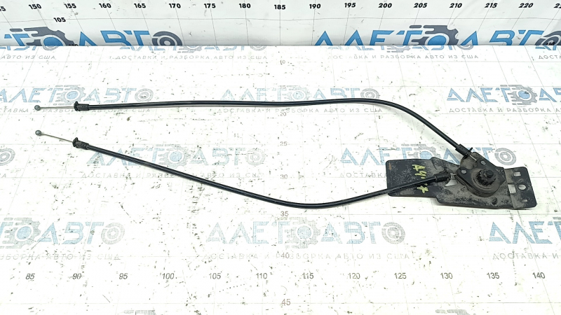 Кронштейн ручки открытия капота Audi A4 B9 17-25 с тросиками