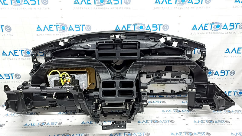 Торпедо передняя панель с AIRBAG Jeep Compass 22-26 черная, царапины