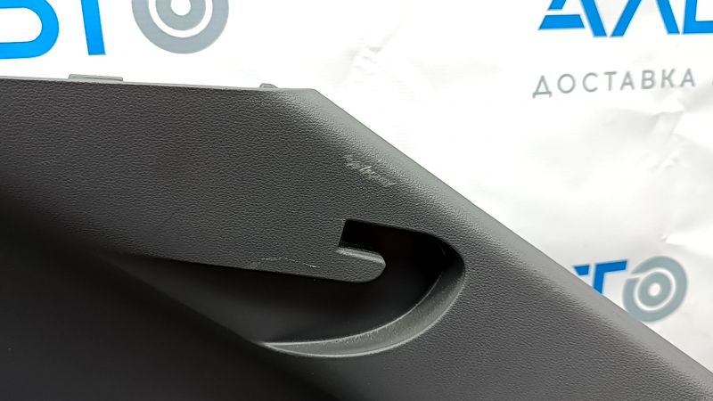 Дефект на обшивке арки задней правой с характерным креплением для Hyundai Ioniq 5 2022-2026.