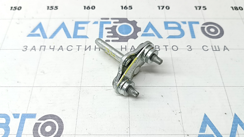Скоба замка двери багажника нижняя левая BMW X7 G07 19-26