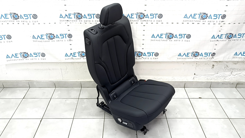 Сидение 2 ряда правое BMW X7 G07 19-25 с airbag, электрическое, подогрев под 7 мест, кожа, Schwarz, примято, царапины
