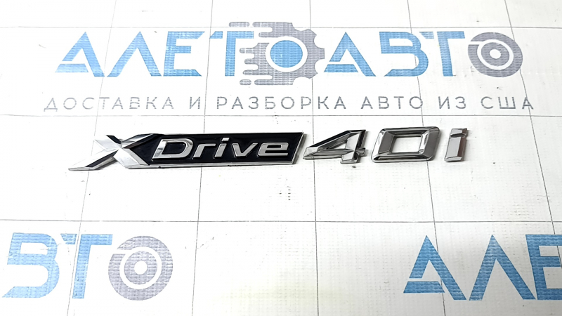 Эмблема надпись X-Drive 40i двери багажника BMW X7 G07 19-26