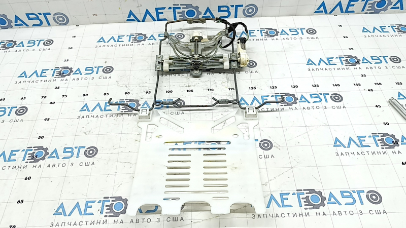 Поясничный подпор пассажирского сиденья Jeep Compass 22-26