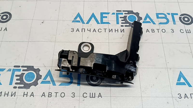 Крепление переднего бампера крыло нижнее левое Volkswagen ID.4 21-22