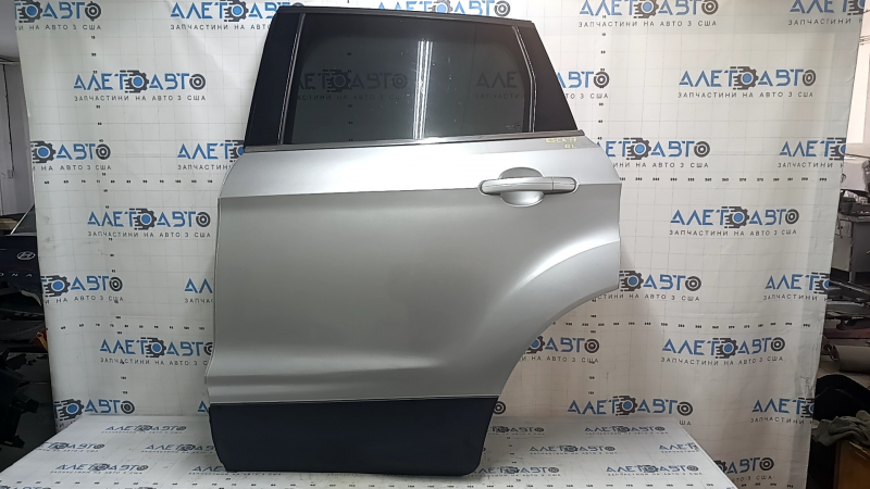 Дверь в сборе задняя левая Ford Escape MK3 13-19 серебро UX, царапины, маркировка на стекле