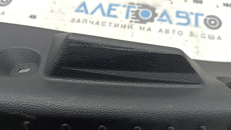 Накладка проема багажника Ford Escape MK3 16-19 черная царапины, потерта
