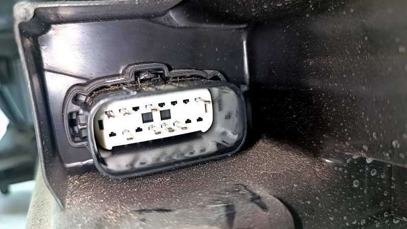 Фара передняя правая в сборе Ford Mustang Mach-E 21-26 Projector LED, песок