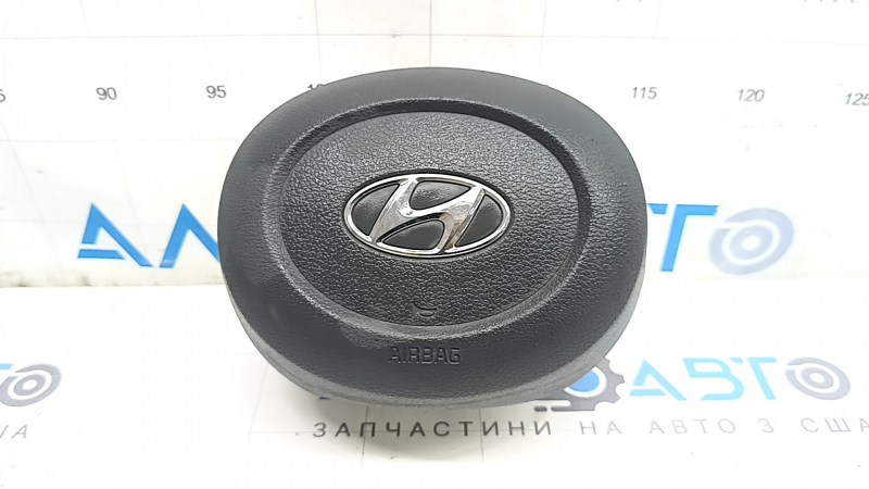 Подушка безопасности руля Hyundai Sonata 2020-2026, вид спереди, с логотипом.
