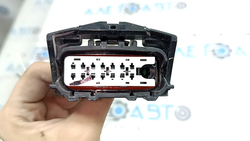 Фишка проводки переднего бампера Hyundai Sonata 20-22 SE 3 пина
