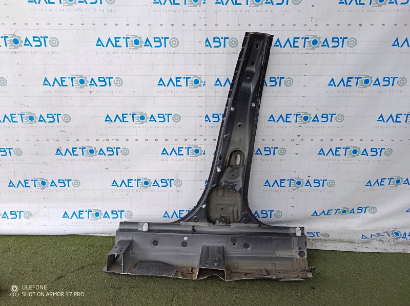 Стойка кузова центральная правая Toyota Camry v50 12-14 usa на кузове, тычки