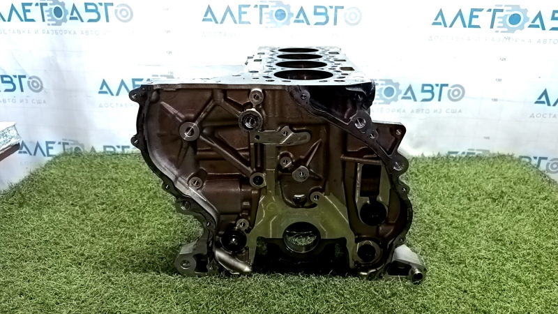 Блок цилиндров голый BMW 5 G30 17-19 B46B20B 2.0т d:82.05