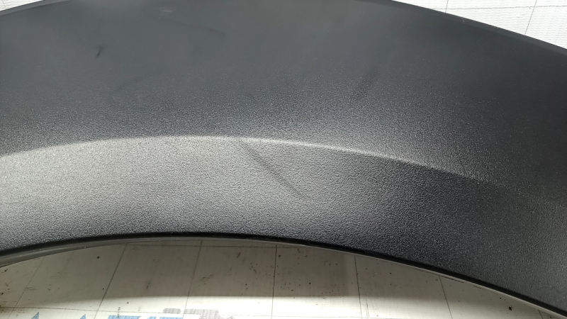 Накладка арки крыла задняя правая Mazda CX-30 20-25 царапины