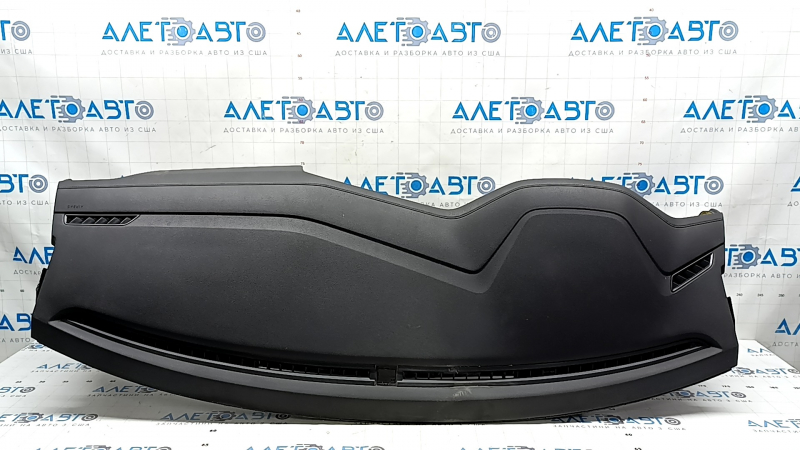 Торпедо передняя панель с AIRBAG VW Jetta 19-26 черная, царапины