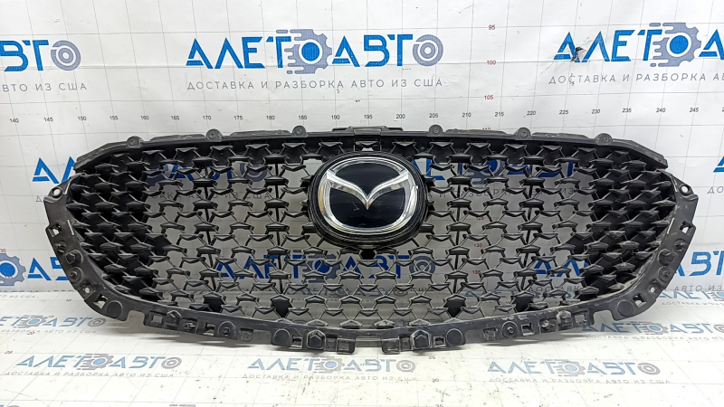 Решетка радиатора grill Mazda CX-30 20-23 с эмблемой, песок, царапина
