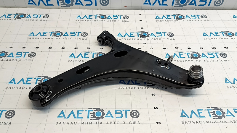 Рычаг нижний передний правый Subaru Forester 14-18 SJ
