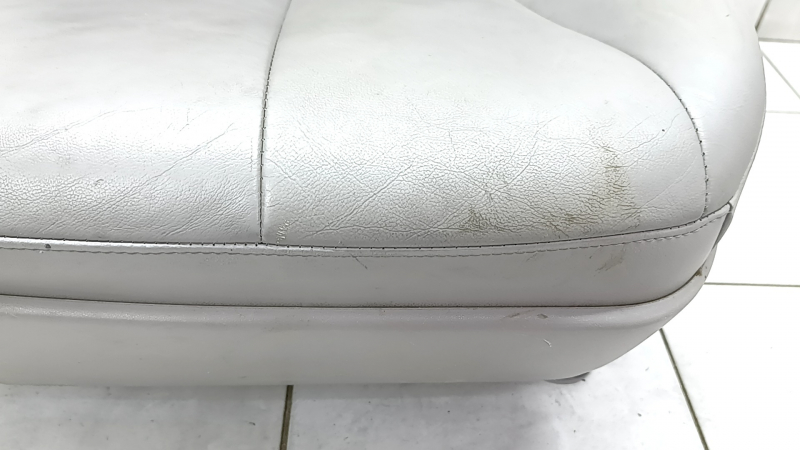 Пассажирское сидение Toyota Camry v40 07-08 без airbag, кожа серое, электро, подогрев, без подголовника, потрескано, под химчистку, примято, побелел пластик, царапины