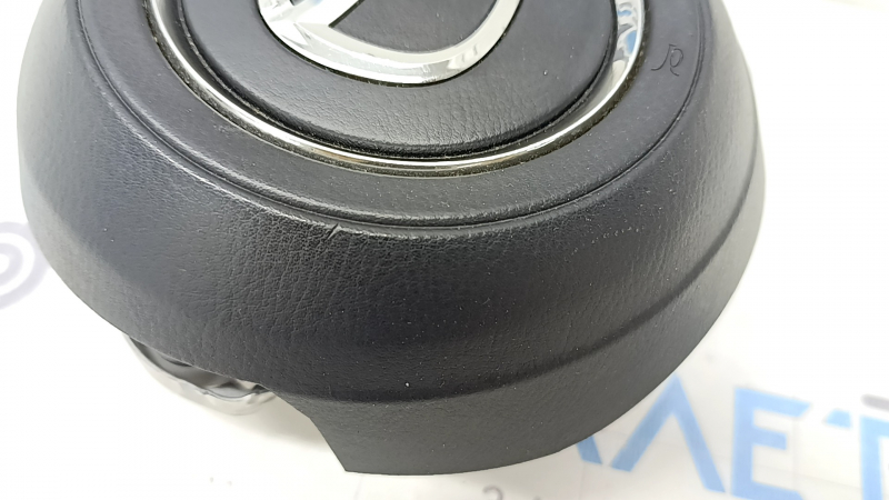 Подушка безопасности airbag в руль водительская Mazda CX-9 16-23 царапины, полез хром