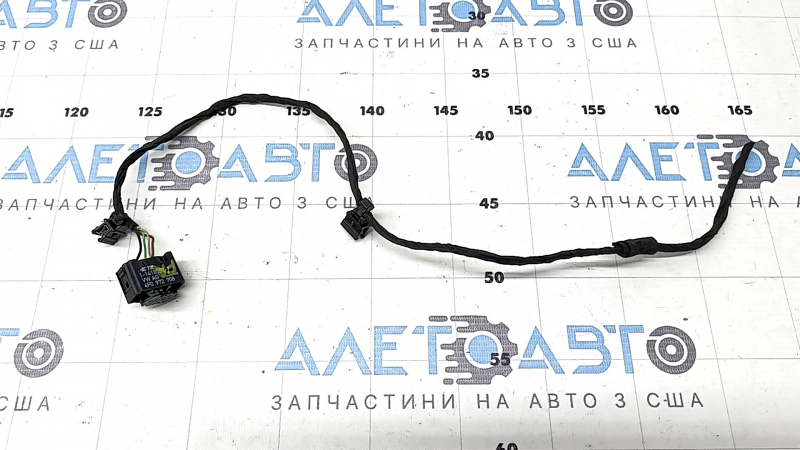 Фишка на радар круиз правый Audi Q5 80A 18-24 4 пина