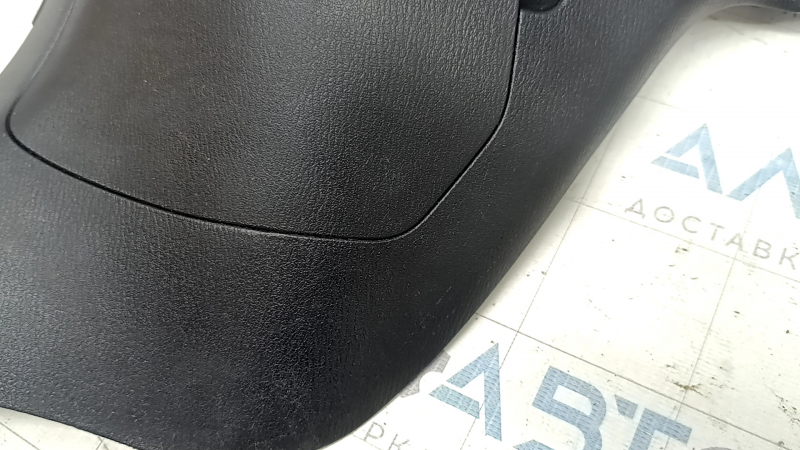 Накладка передней стойки левая нижняя Mazda CX-9 16-23 черная, царапины, потертости