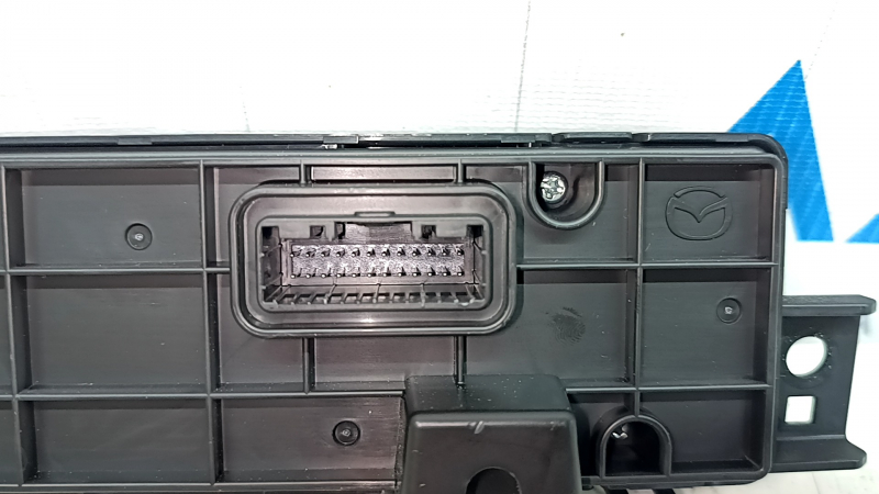 Управление климат-контролем 2 ряд Mazda CX-9 16-18 auto, царапины