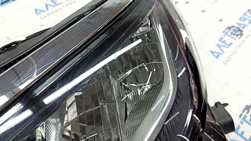 Фара передняя левая Toyota Sienna 21-24 LED, LE, XLE, Led, надломано крепление