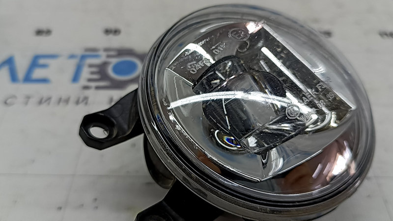 Противотуманная фара птф правая Toyota Sienna 21-26 LED, песок