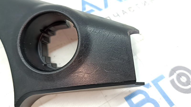 Накладка передней панели под кнопку start/stop Toyota Sienna 21-26 черная, потерта