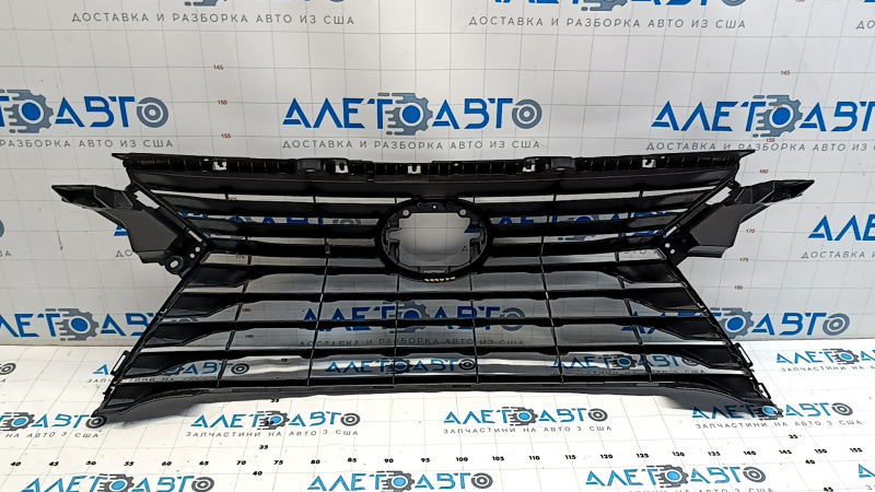 Решетка радиатора grill верхняя Lexus RX350 RX450h 16-22 сломано крепление