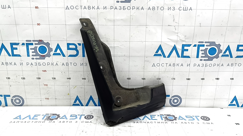Брызговик передний левый Toyota Sienna 21-26 потерт