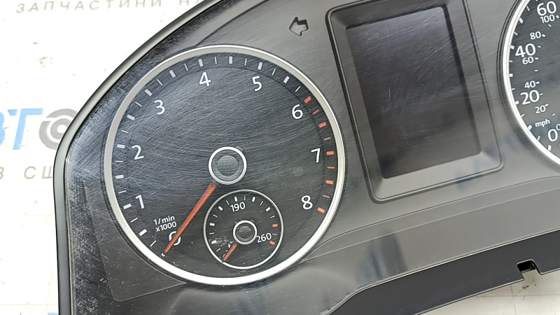 Щиток приборов VW Tiguan 09-14 88к царапины