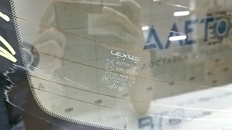 Стекло заднее Lexus ES300h ES350 13-18