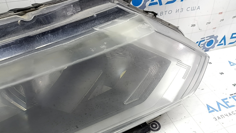 Фара передняя правая Nissan Rogue 17-20 галоген, под полировку, обрезана фишка