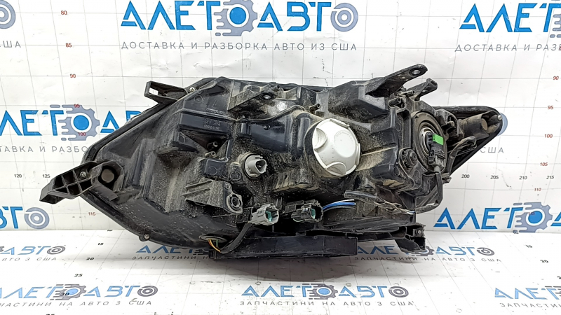 Фара передняя правая Nissan Rogue 17-20 галоген, под полировку, обрезана фишка