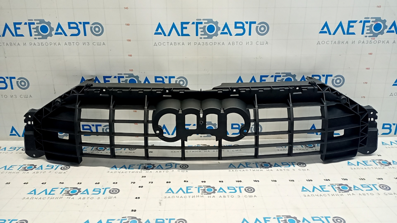 Крепление решетки радиатора grill Audi Q3 19-24