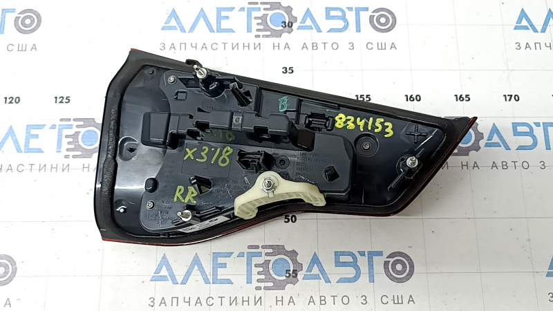 Фонарь внутренний дверь багажника правый BMW X3 G01 18-21 LED, царапины
