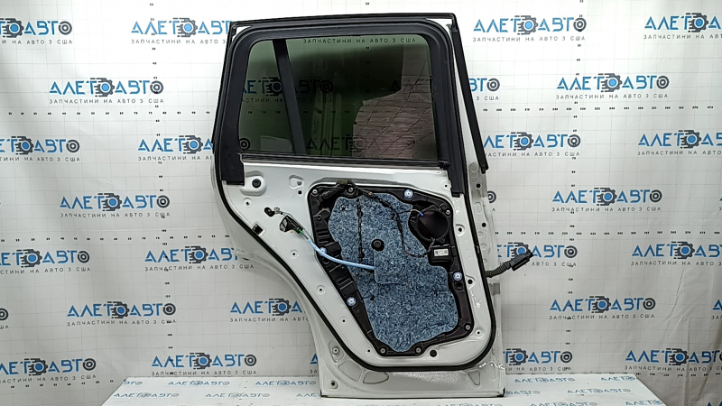 Дверь в сборе задняя левая BMW X3 G01 18-24 keyless, белый 300, тонировка, вмятина