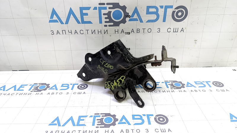 Кронштейн brake booster Lexus CT200h 11-17