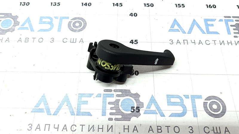 Ручка открытия капота салонная Hyundai Tucson 22-26 черная, с кронштейном