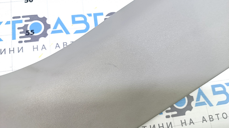Обшивка двери багажника верхняя Lexus RX350 RX450h 10-15 серая, царапина