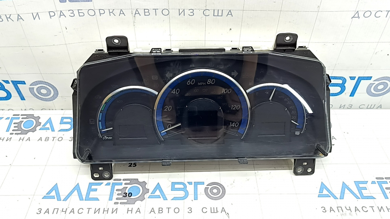 Щиток приборов для Toyota Camry 2012-2014 из категории электрика с заметными царапинами.
